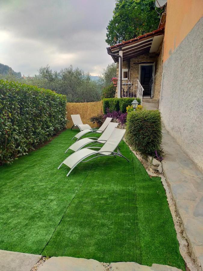 Casa Vacanze Sole Borghetto d'Arroscia ภายนอก รูปภาพ